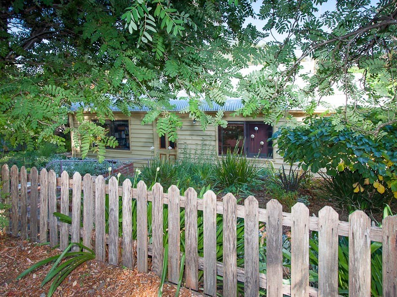 9 Lavender Lane, Daylesford VIC 3460