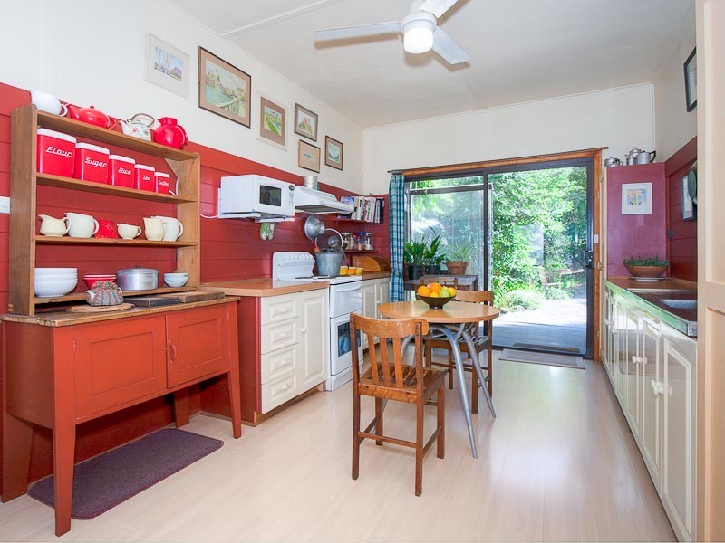 9 Lavender Lane, Daylesford VIC 3460