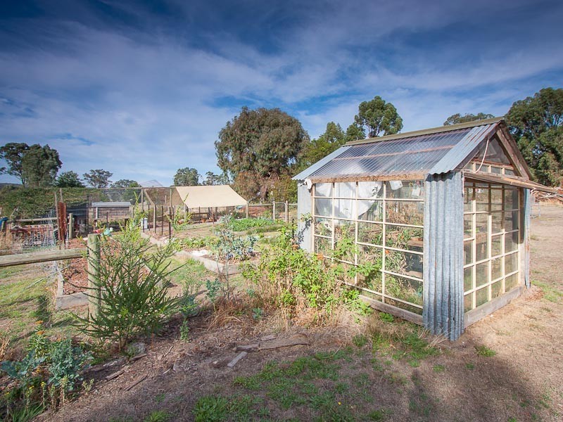 61 Phillips Road, Taradale VIC 3447