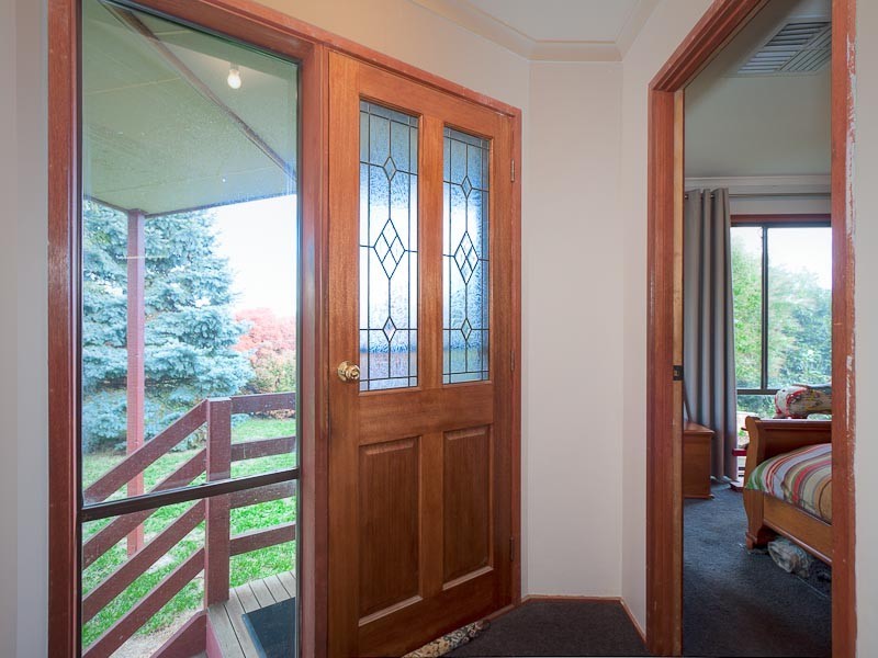 96 Coach Road, Newham VIC 3442