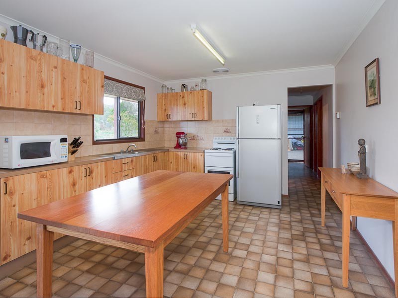 96 Coach Road, Newham VIC 3442