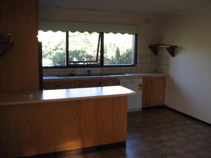 3 Stuart Drive, Woodend VIC 3442