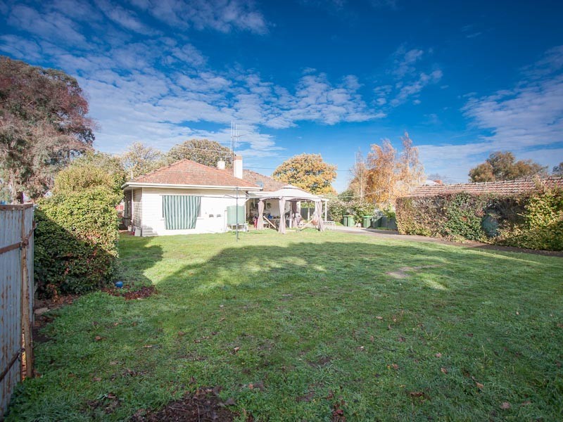 19 Bourke Street, Kyneton VIC 3444