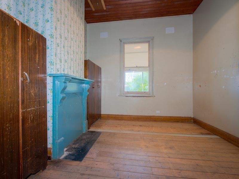 8 Trentham Road, Tylden VIC 3444