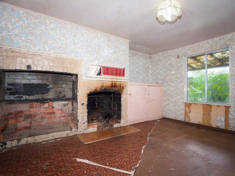 8 Trentham Road, Tylden VIC 3444