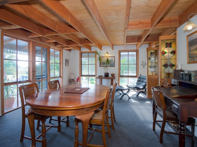 27 Deakin Court, Kyneton VIC 3444