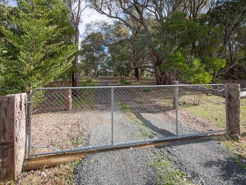 27 Deakin Court, Kyneton VIC 3444