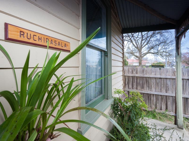 9 Donnithorne Street, Kyneton VIC 3444