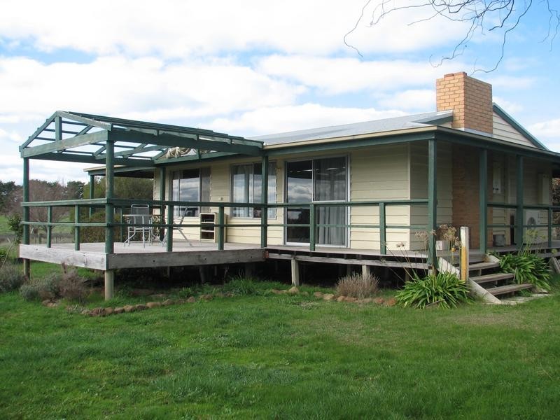 1788 Heathcote Readesdale Road, Mia Mia VIC 3444