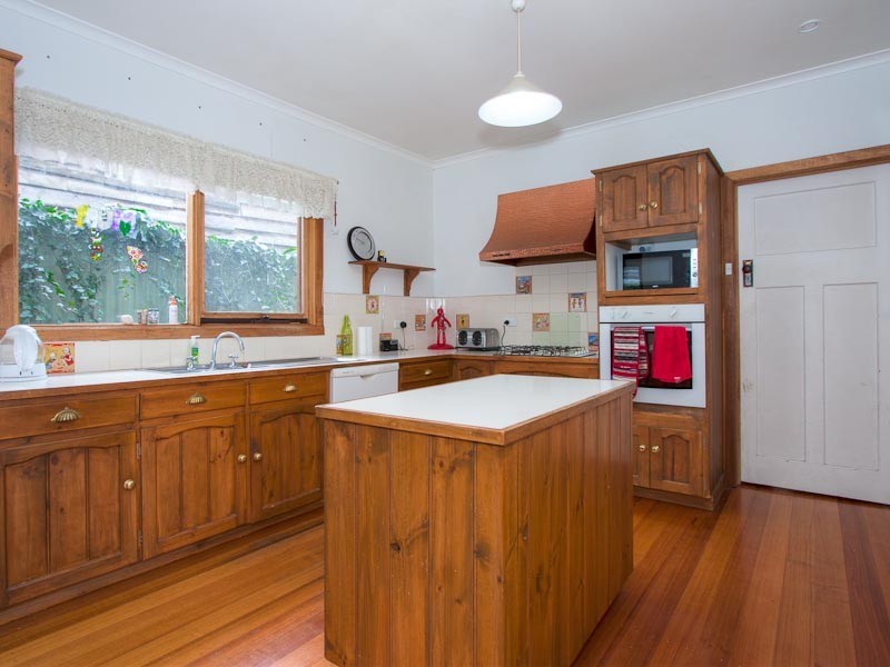 29 Ebden Street, Kyneton VIC 3444
