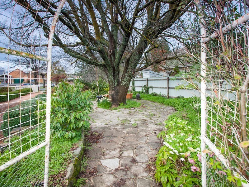 29 Ebden Street, Kyneton VIC 3444