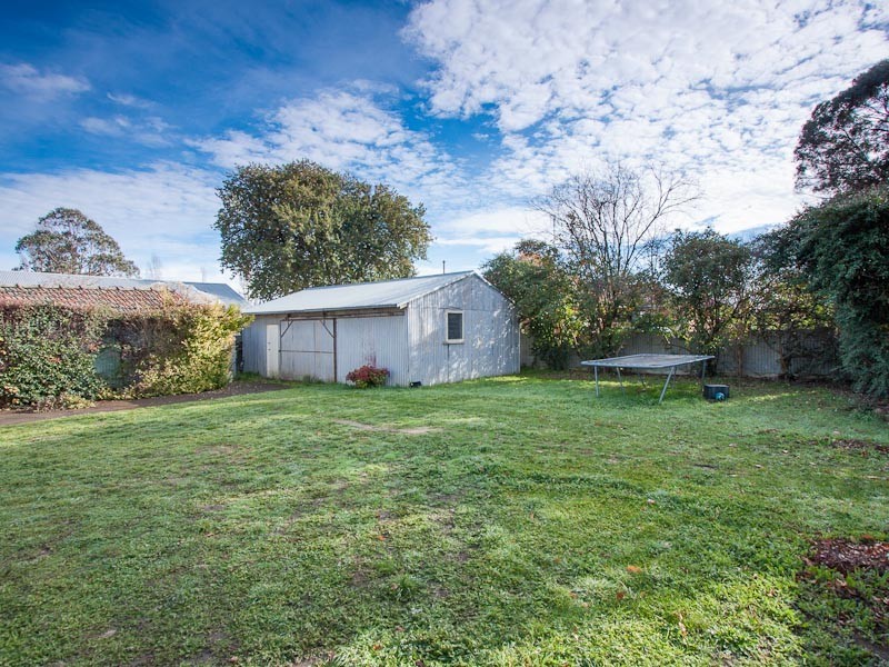 19 Bourke Street, Kyneton VIC 3444