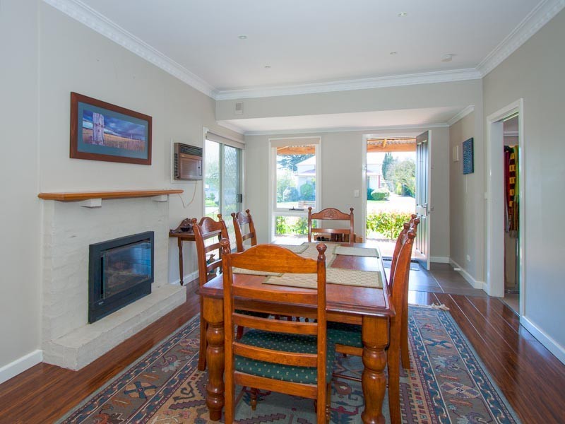 39 Yaldwyn Street West, Kyneton VIC 3444