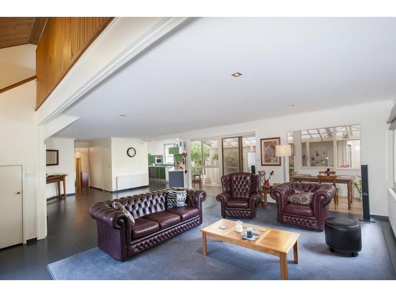 13 Bodkin Street, Kyneton VIC 3444