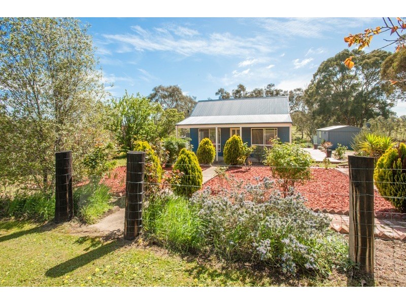 4 Cascades Road, Metcalfe VIC 3448