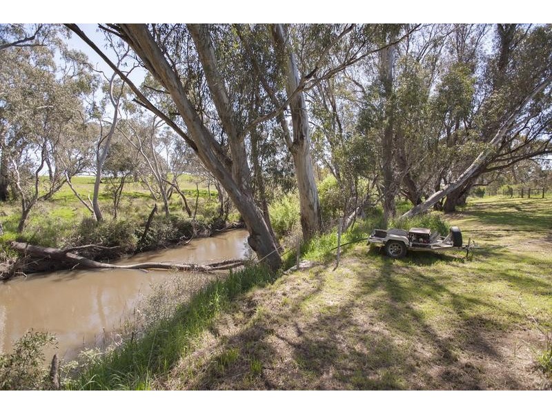 21 Redesdale Road, Metcalfe VIC 3448