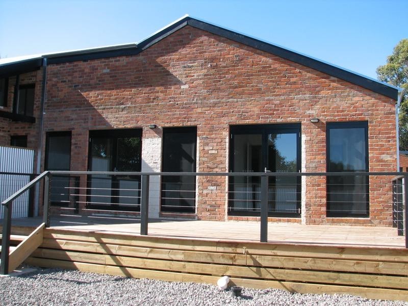 1/16 Piper Street, Kyneton VIC 3444