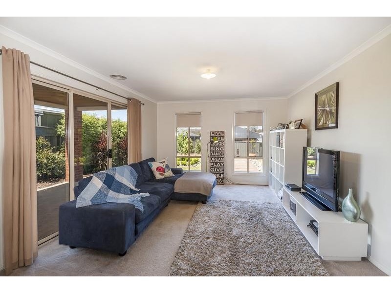 67 Caroline Chisholm Drive, Kyneton VIC 3444