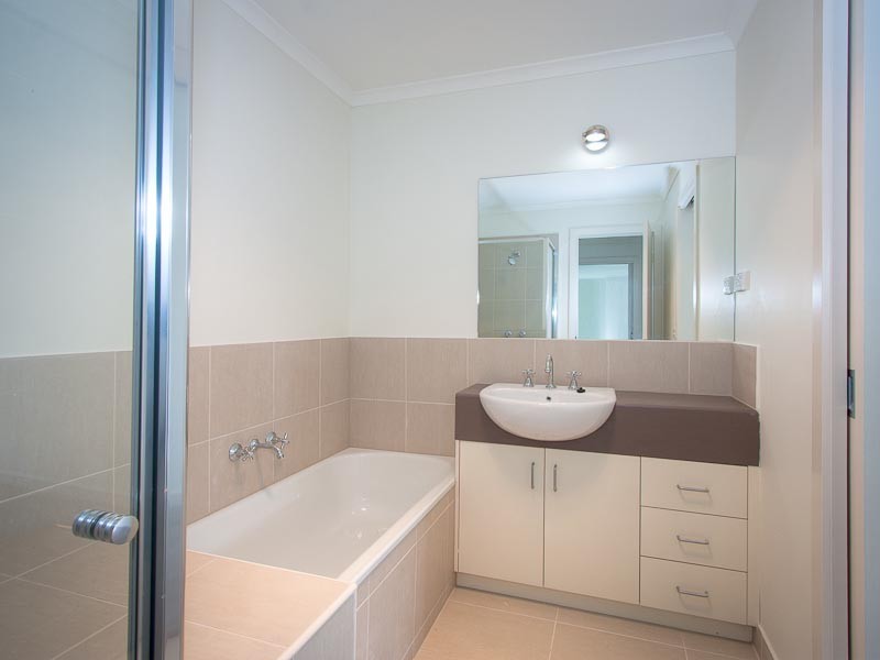 3/7 Pohlman, Kyneton VIC 3444