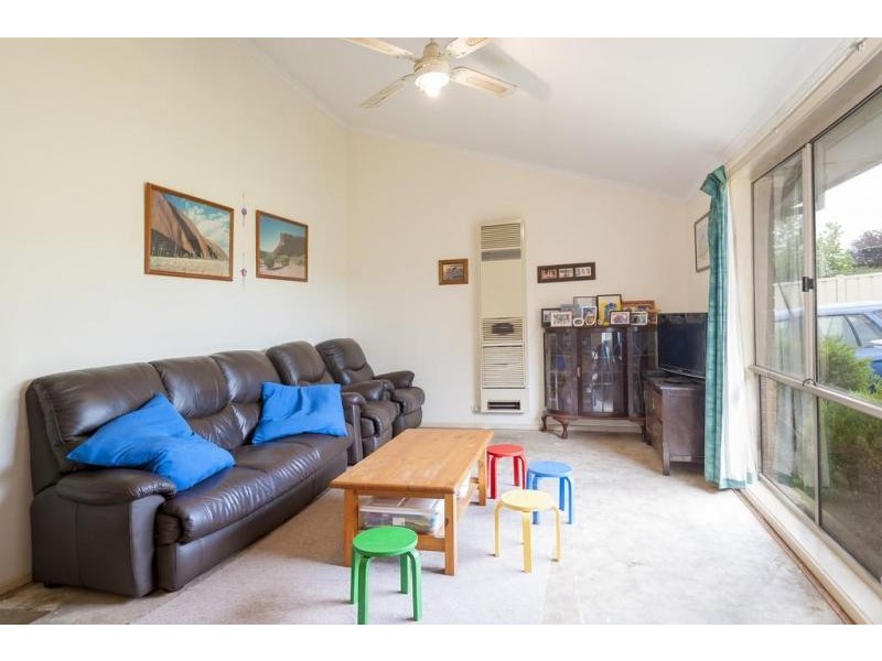 33 Jacobs Avenue, Kyneton VIC 3444