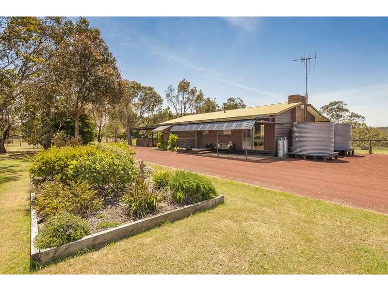 60 Tricky’s Lane, Drummond VIC 3461