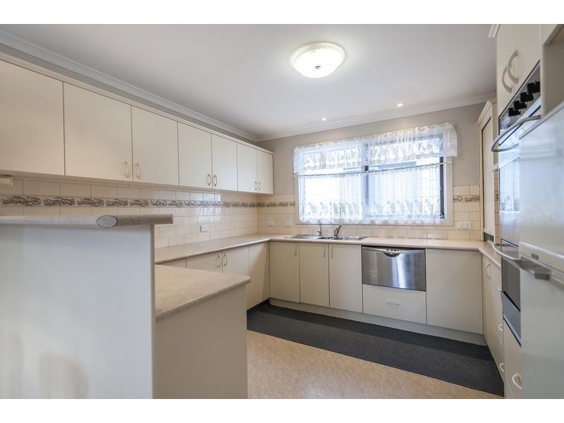 5 Barton Street, Kyneton VIC 3444