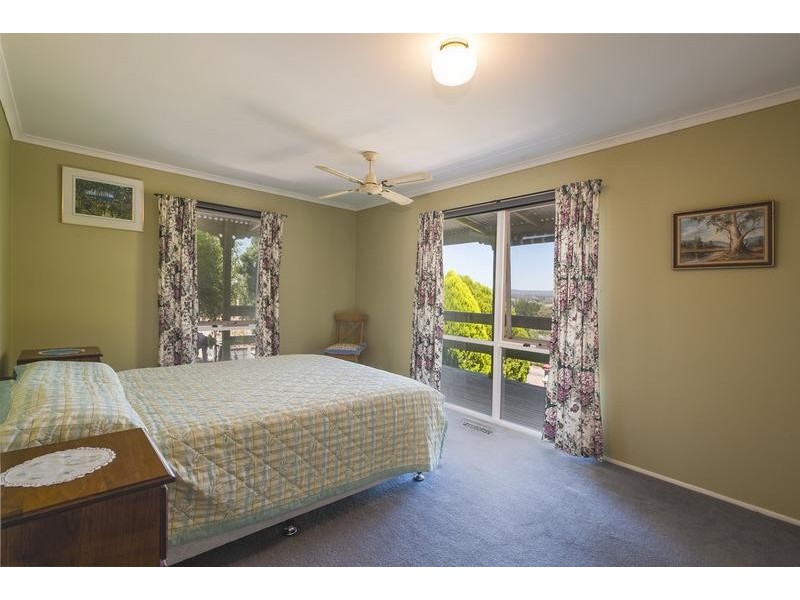 4 Talbots Lane, Taradale VIC 3447
