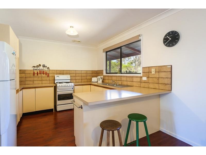 30 Trevor Drive, Taradale VIC 3447