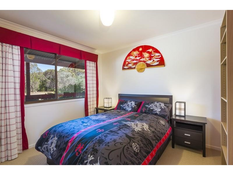 30 Trevor Drive, Taradale VIC 3447