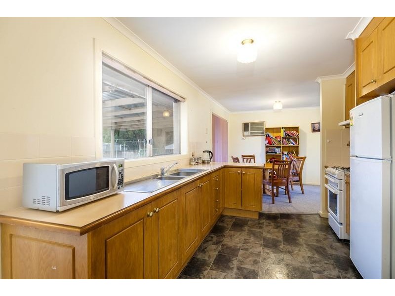 23 Jacobs Avenue, Kyneton VIC 3444