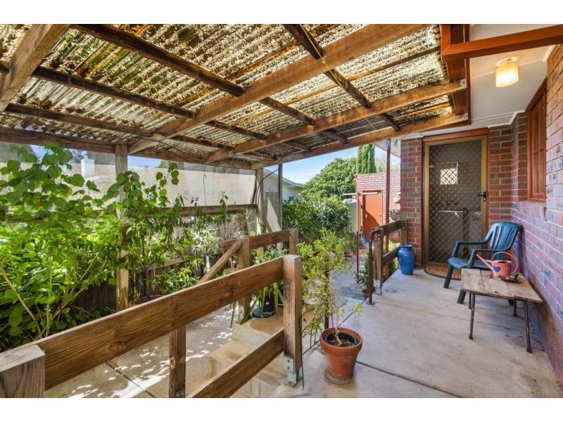 1/196 Mollison Street, Kyneton VIC 3444