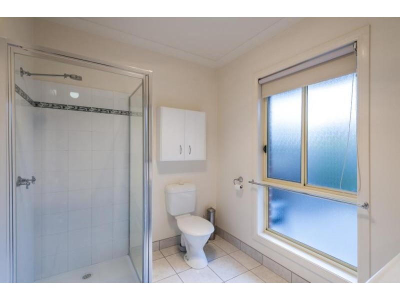 3/5 Stawell Street, Romsey VIC 3434