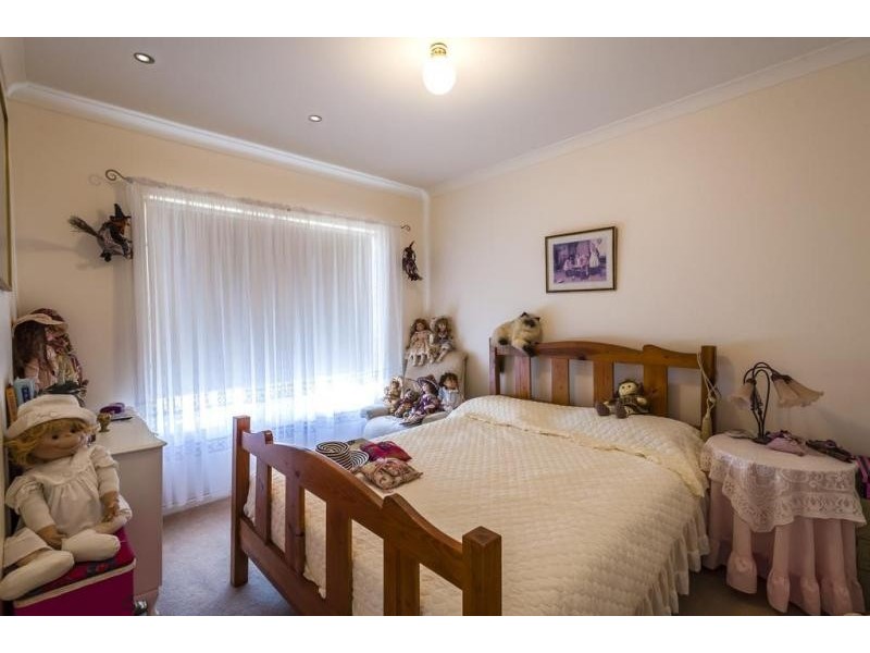 3/5 Stawell Street, Romsey VIC 3434