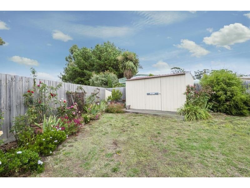 3/5 Stawell Street, Romsey VIC 3434