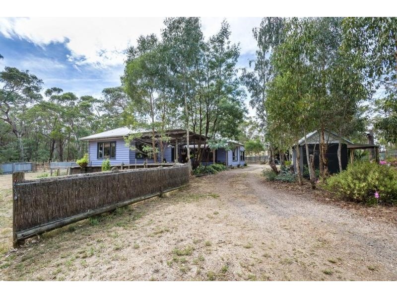 6 Bushmans Crescent, Drummond VIC 3461