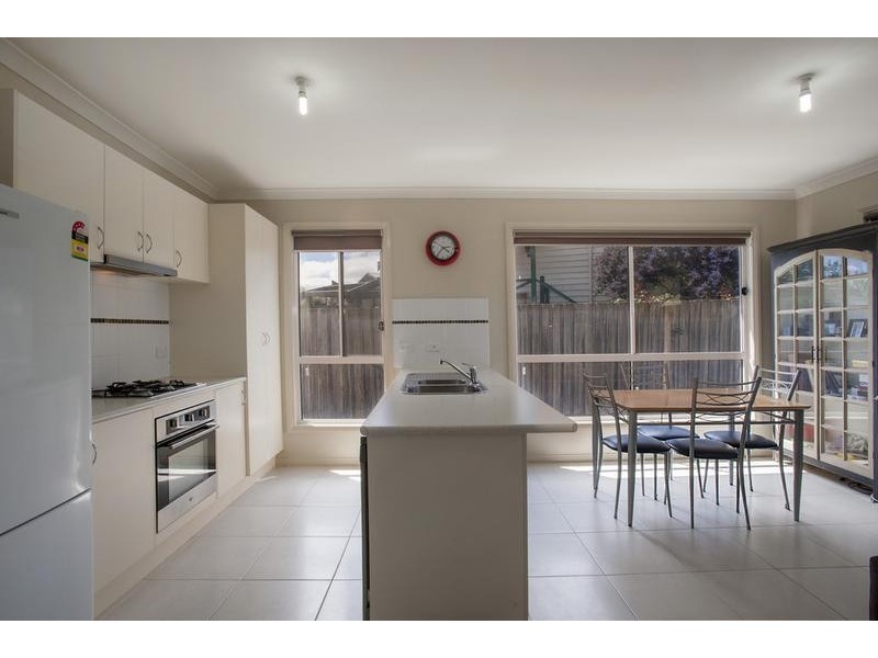3/31 Bourke Street, Kyneton VIC 3444