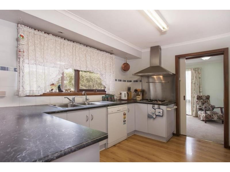 14 Woodend Tylden Road, Tylden VIC 3444