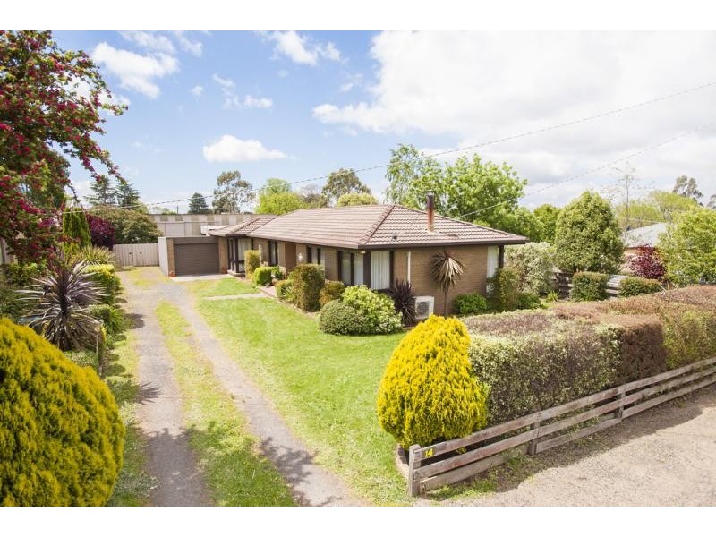 14 Woodend Tylden Road, Tylden VIC 3444