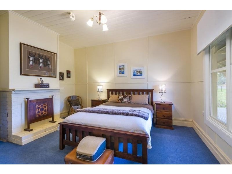 74 Old Lancefield Road, Woodend North VIC 3442