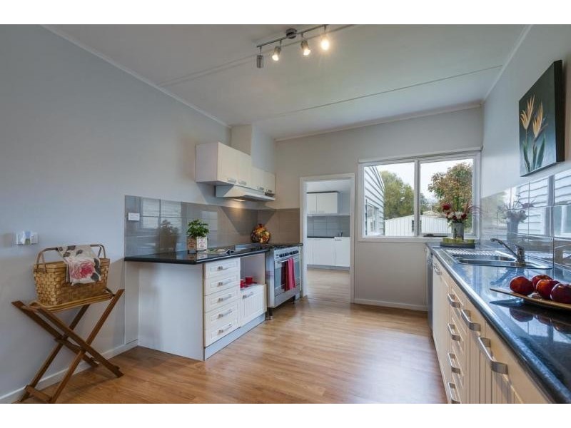 1/41 Jennings Street, Kyneton VIC 3444