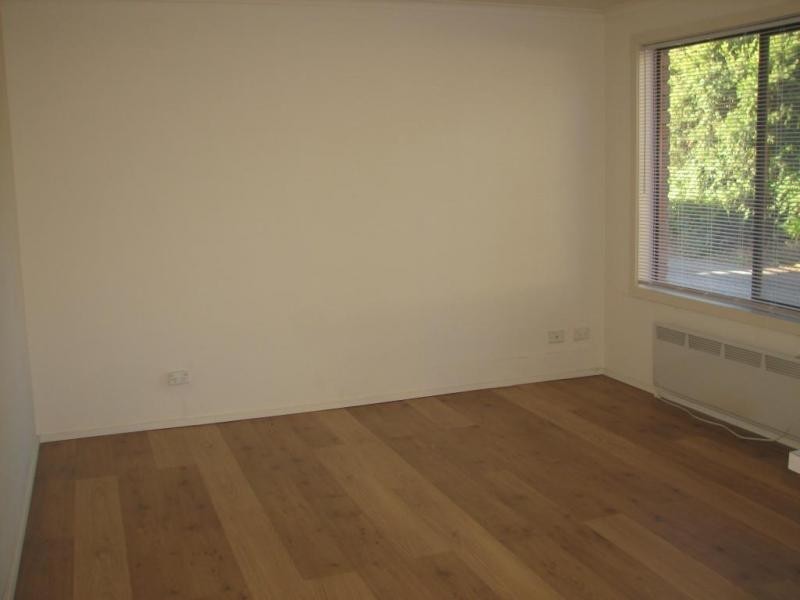 2/80 Beauchamp Street, Kyneton VIC 3444