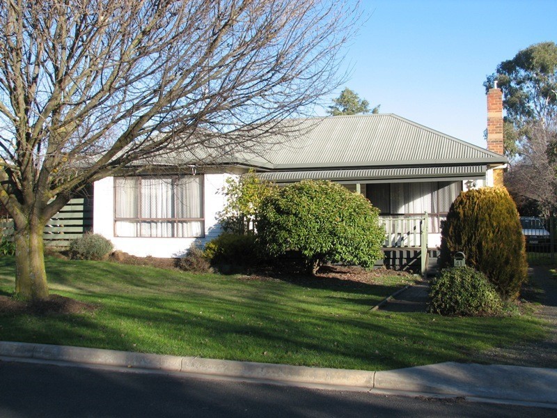 41 Yaldwyn Street West, Kyneton VIC 3444