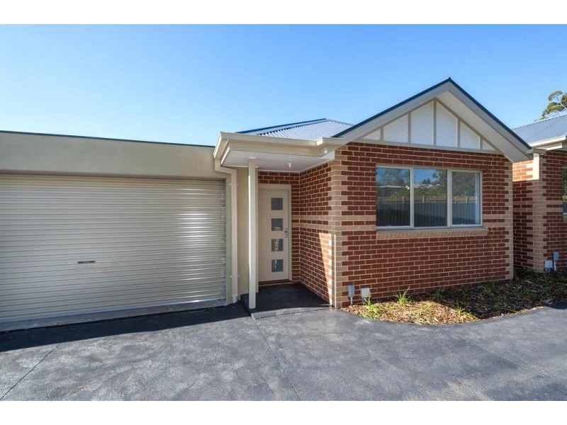 2/49 Murphy Street, Romsey VIC 3434