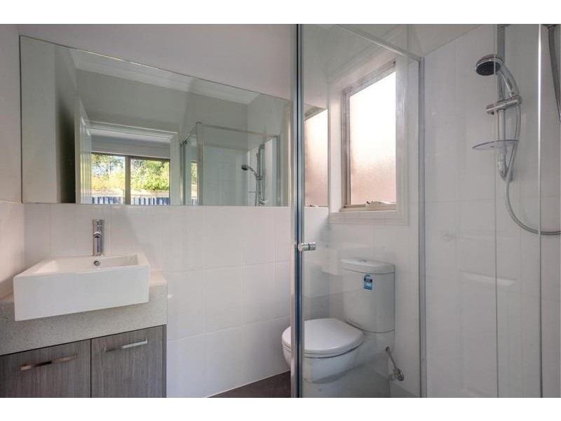 2/49 Murphy Street, Romsey VIC 3434