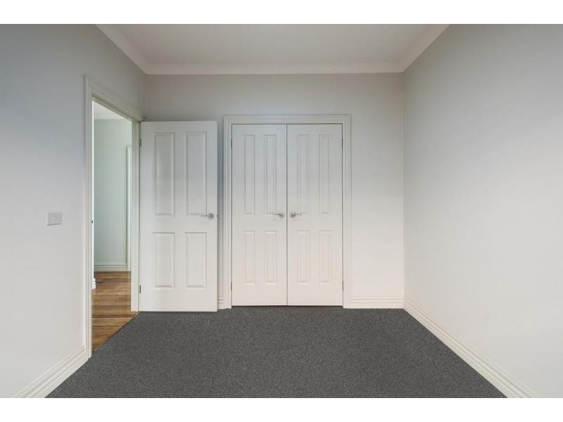 2/49 Murphy Street, Romsey VIC 3434