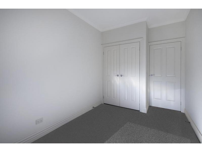 2/49 Murphy Street, Romsey VIC 3434