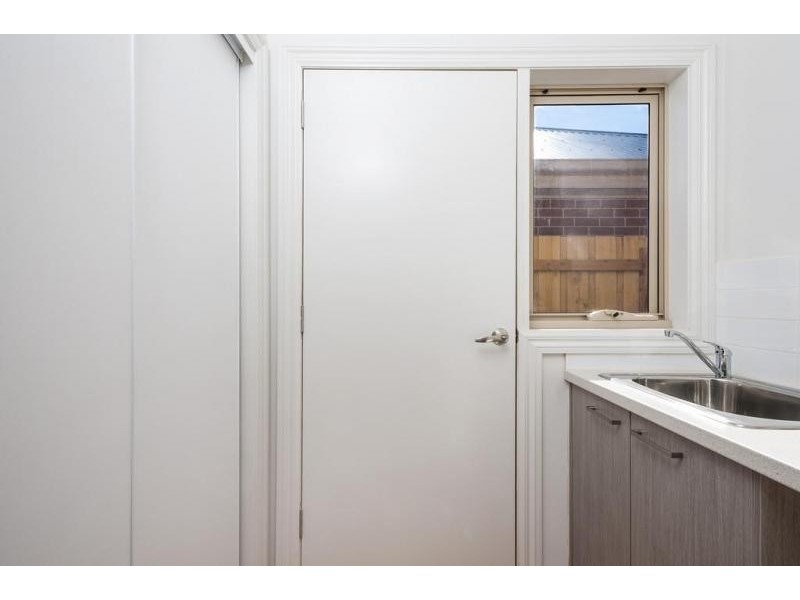 2/49 Murphy Street, Romsey VIC 3434