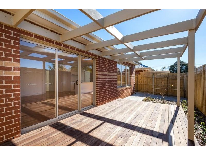 2/49 Murphy Street, Romsey VIC 3434