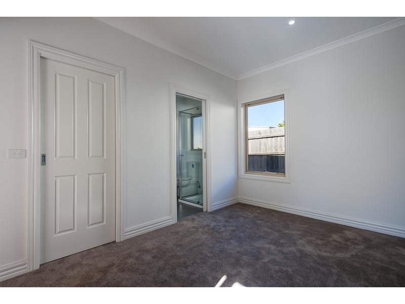 6/49 Murphy Street, Romsey VIC 3434