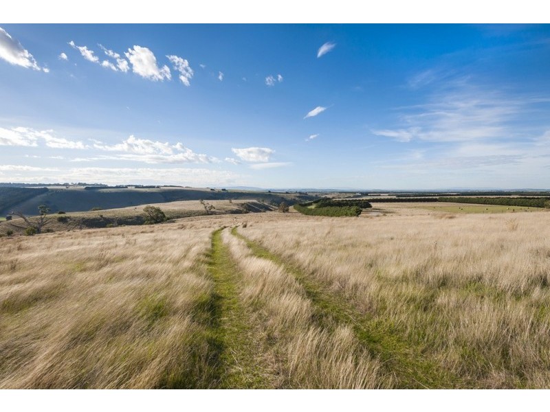186 Weatherly Road, Monegeetta VIC 3433